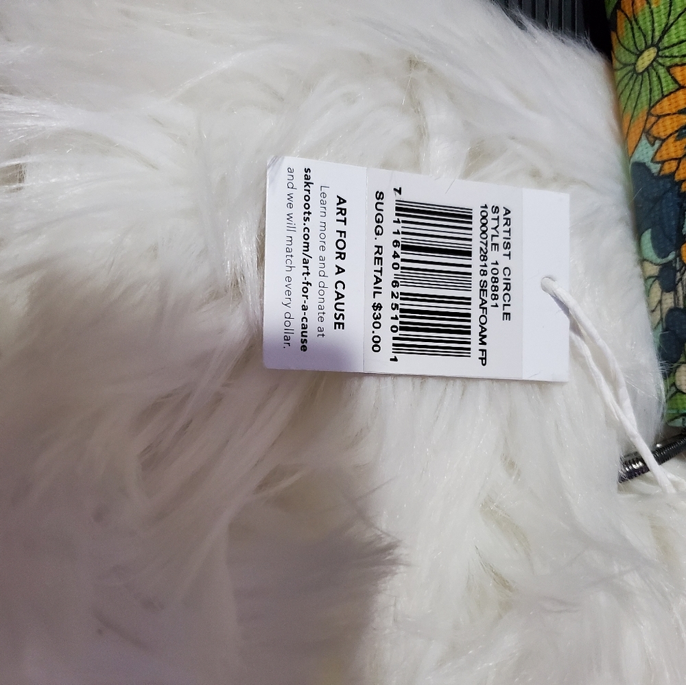 Sakroots zip around wallet - Picture 4 of 4